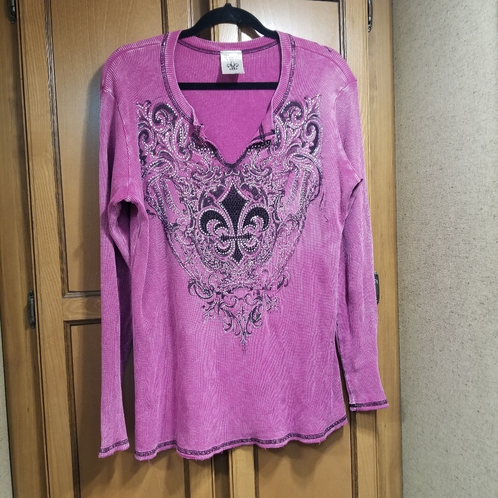 Women's shirt